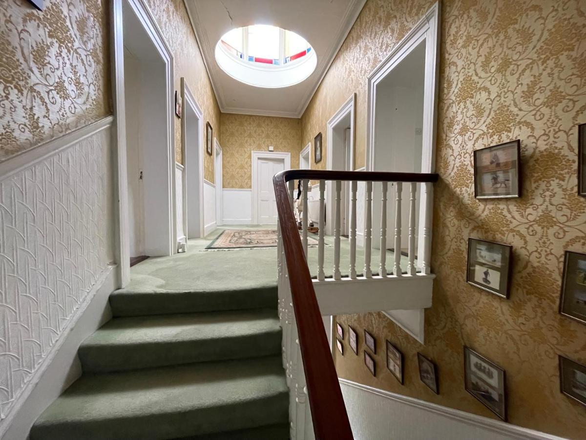 Glenmore House B&B มัลลิงการ์ ภายนอก รูปภาพ