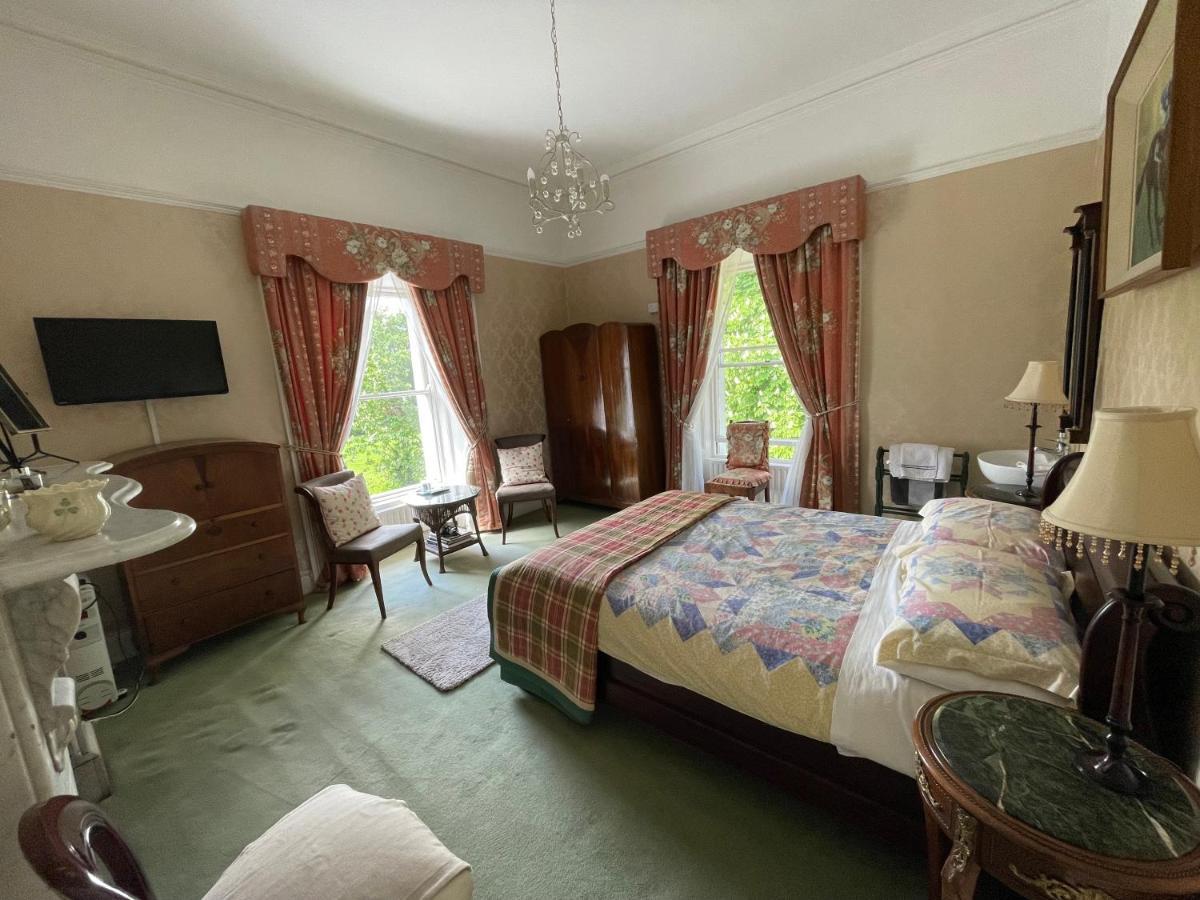 Glenmore House B&B มัลลิงการ์ ภายนอก รูปภาพ